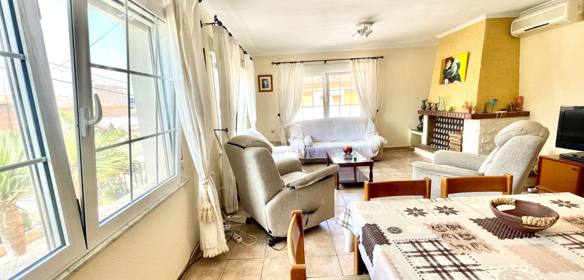 Resale - Villa - Detached -
Benijofar - pueblo