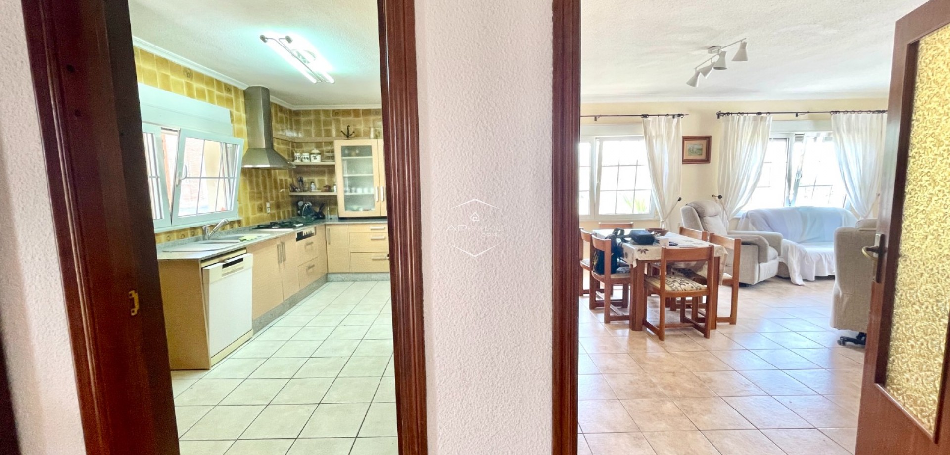 Resale - Villa - Detached -
Benijofar - pueblo