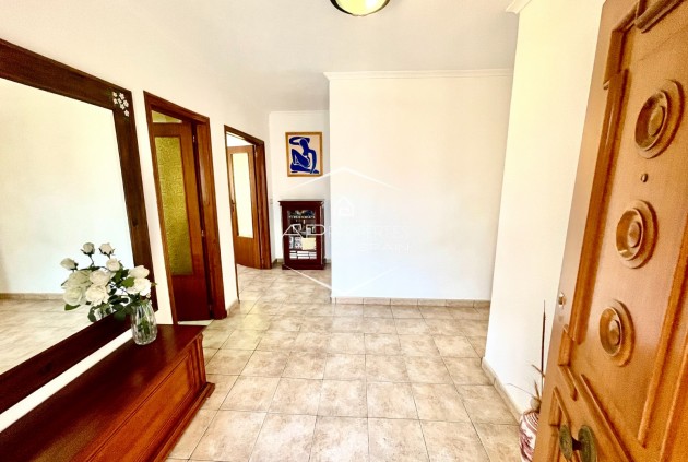 Resale - Villa - Detached -
Benijofar - pueblo