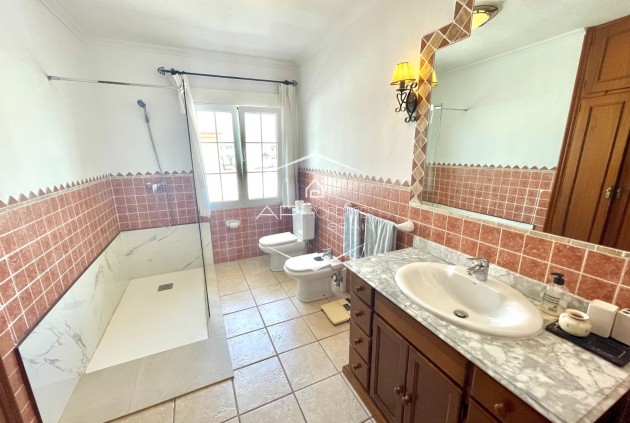Resale - Villa - Detached -
Benijofar - pueblo