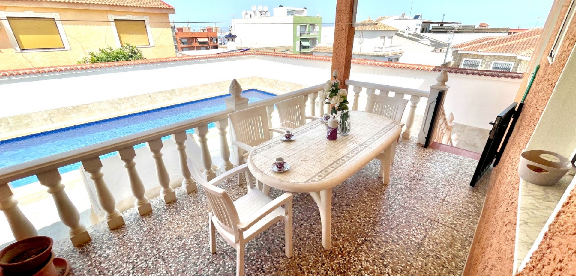 Resale - Villa - Detached -
Benijofar - pueblo