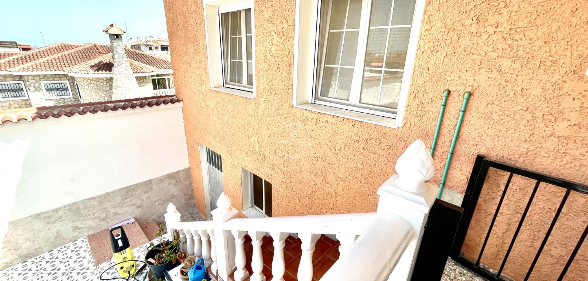 Resale - Villa - Detached -
Benijofar - pueblo