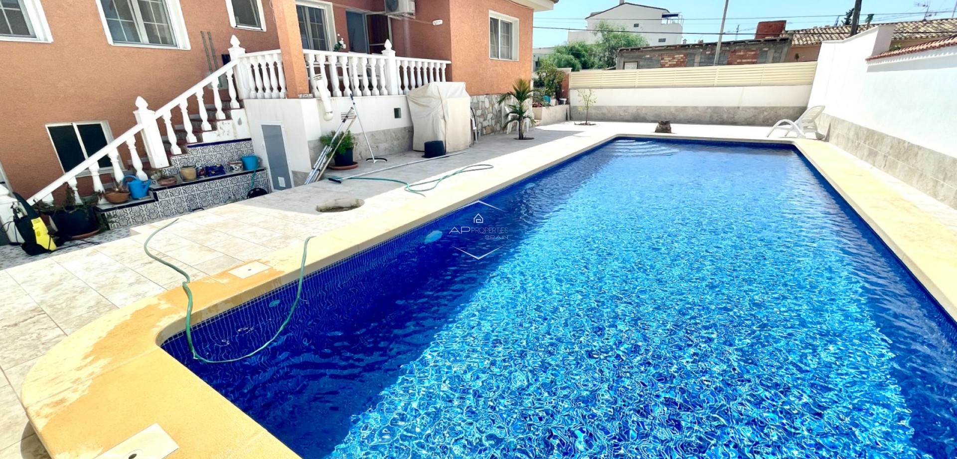 Resale - Villa - Detached -
Benijofar - pueblo