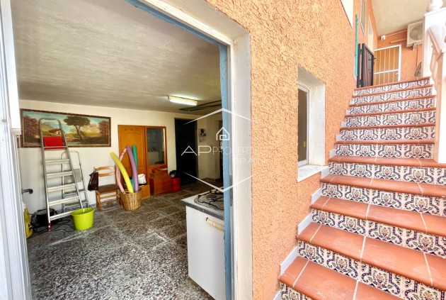 Resale - Villa - Detached -
Benijofar - pueblo
