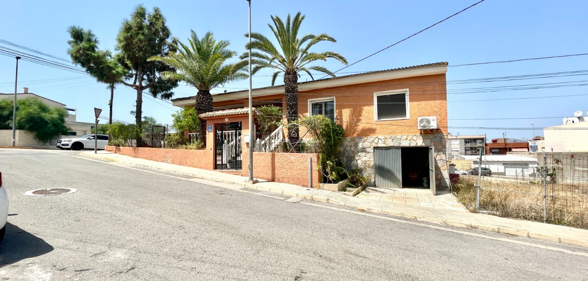 Resale - Villa - Detached -
Benijofar - pueblo