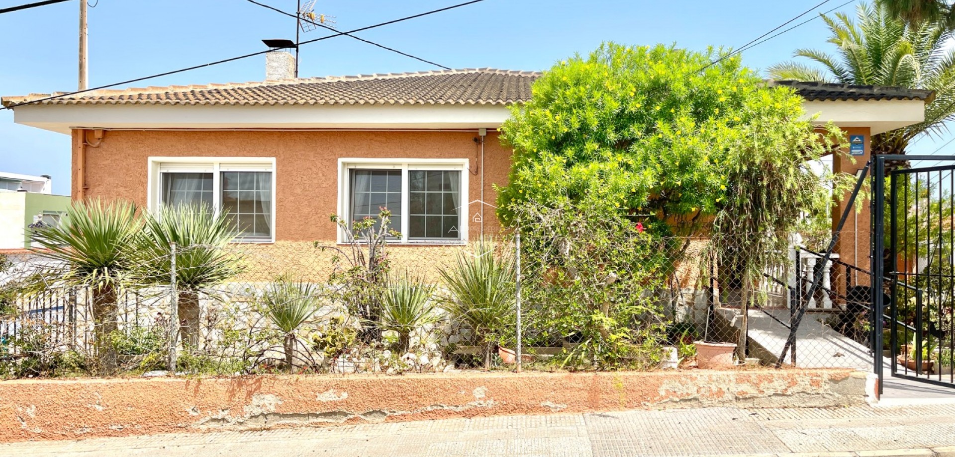 Resale - Villa - Detached -
Benijofar - pueblo