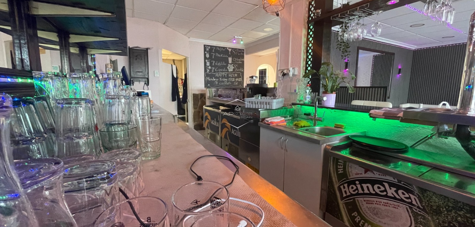 Resale - Commercial -
Torrevieia - Comunidad Valenciana
