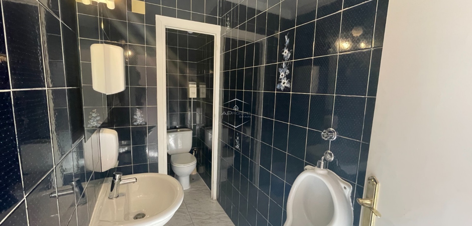 Resale - Commercial -
Torrevieia - Comunidad Valenciana