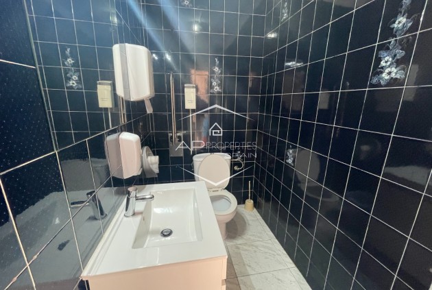 Resale - Commercial -
Torrevieia - Comunidad Valenciana