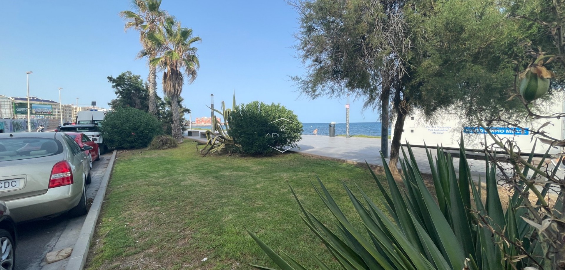 Resale - Commercial -
Torrevieia - Comunidad Valenciana