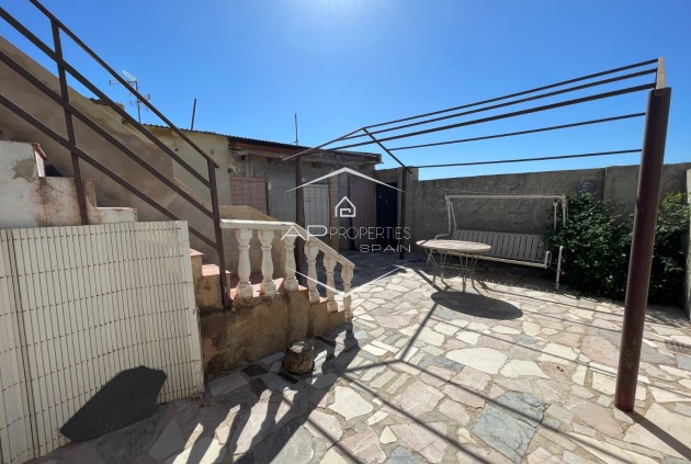 Resale - Townhouse -
San Fulgencio - Center