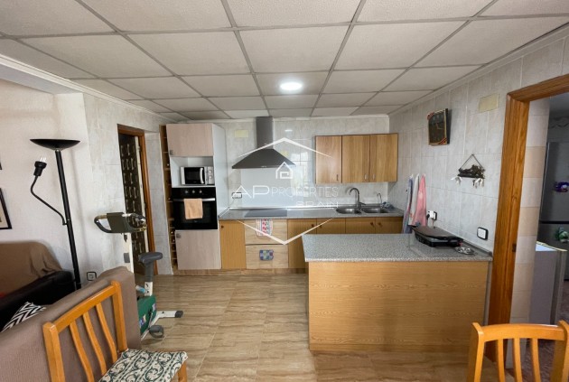Resale - Townhouse -
San Fulgencio - Center