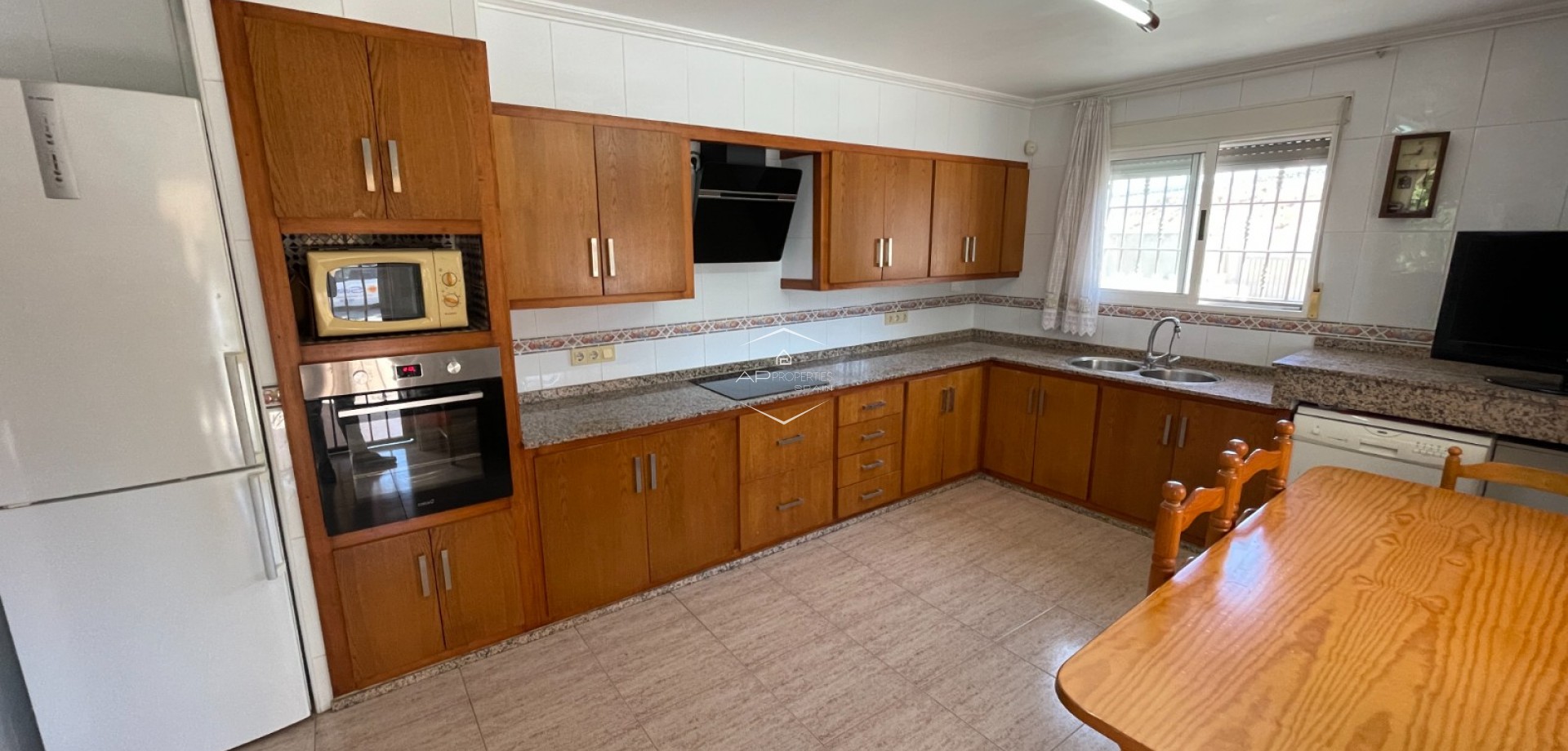 Reventa - Villa - Independiente -
Crevillente