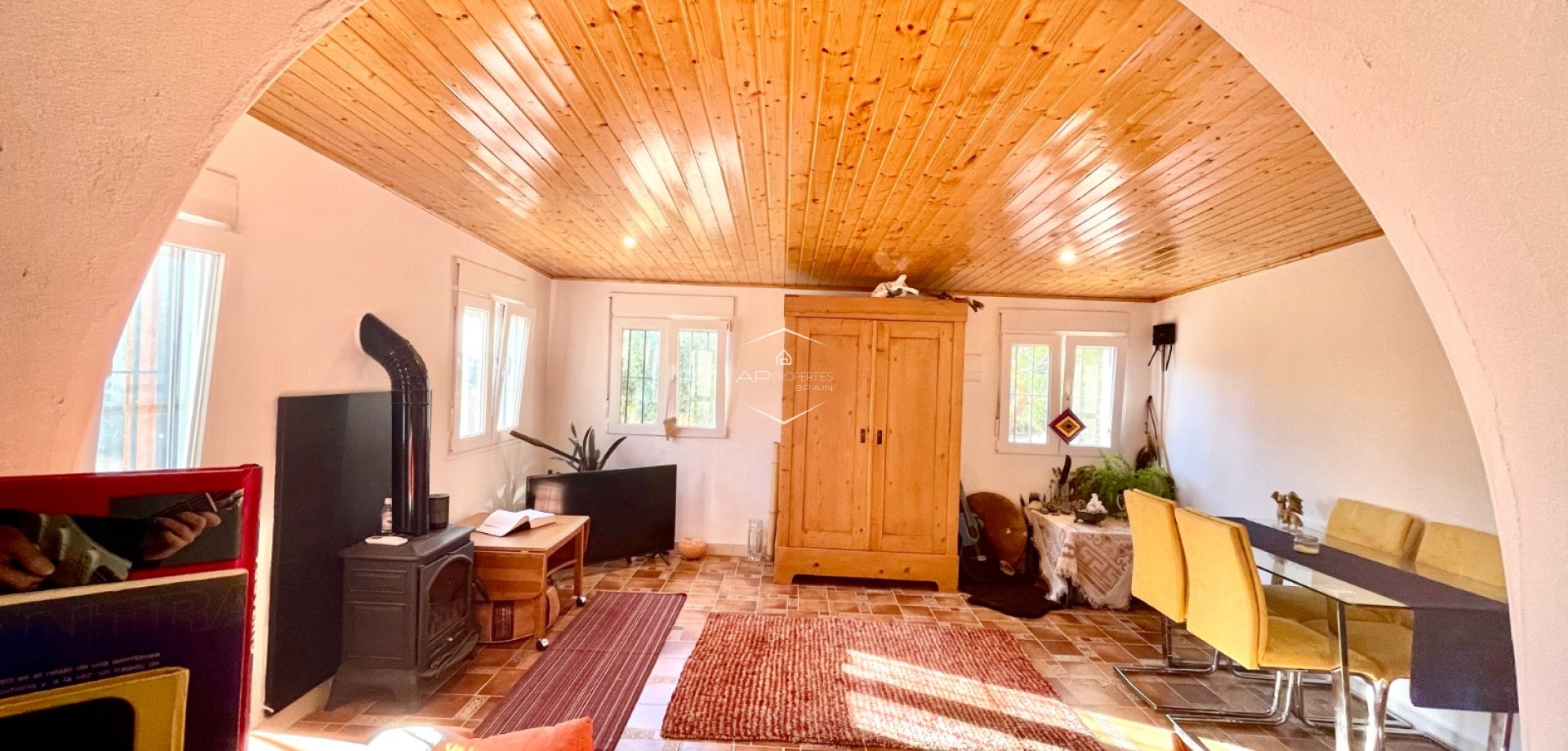 Resale - Finca / Country Property -
Crevillente