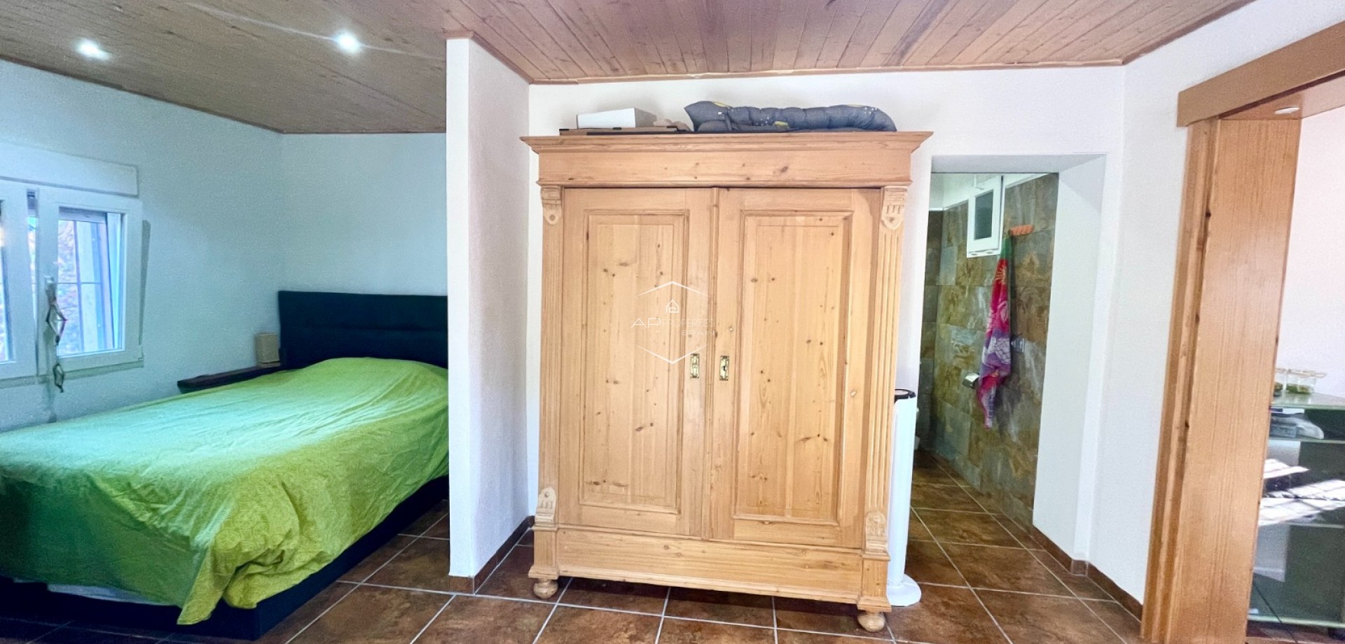 Resale - Finca / Country Property -
Crevillente