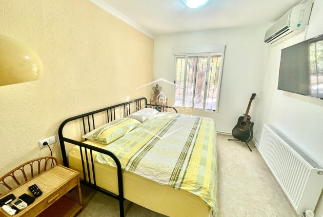 Resale - Finca / Country Property -
Crevillente
