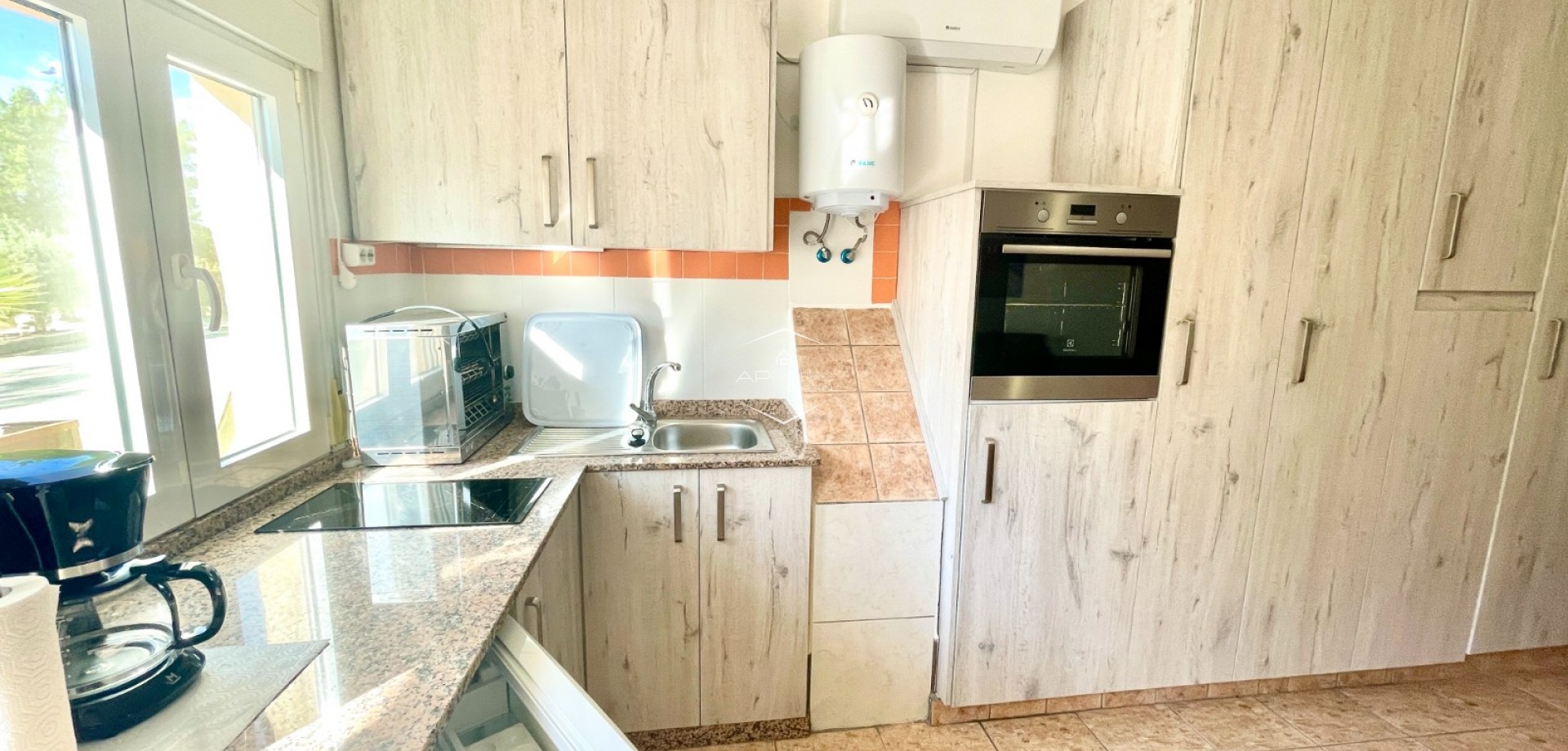 Resale - Finca / Country Property -
Crevillente