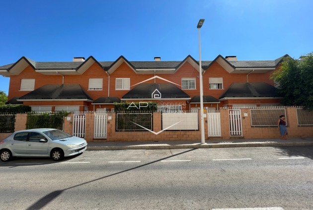 Resale - Townhouse -
Elche - Center