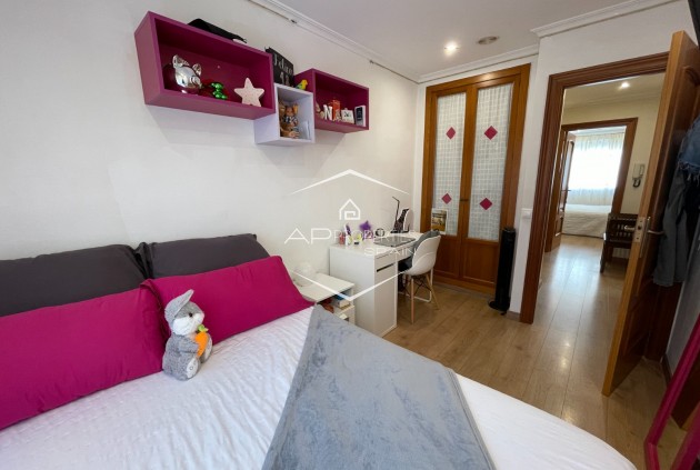 Resale - Townhouse -
Elche - Center