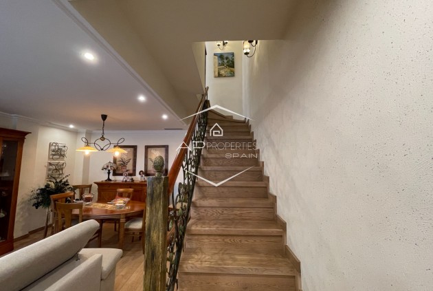 Resale - Townhouse -
Elche - Center