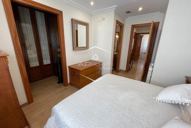 Resale - Townhouse -
Elche - Center
