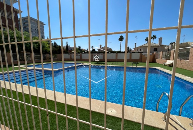 Resale - Townhouse -
Elche - Center