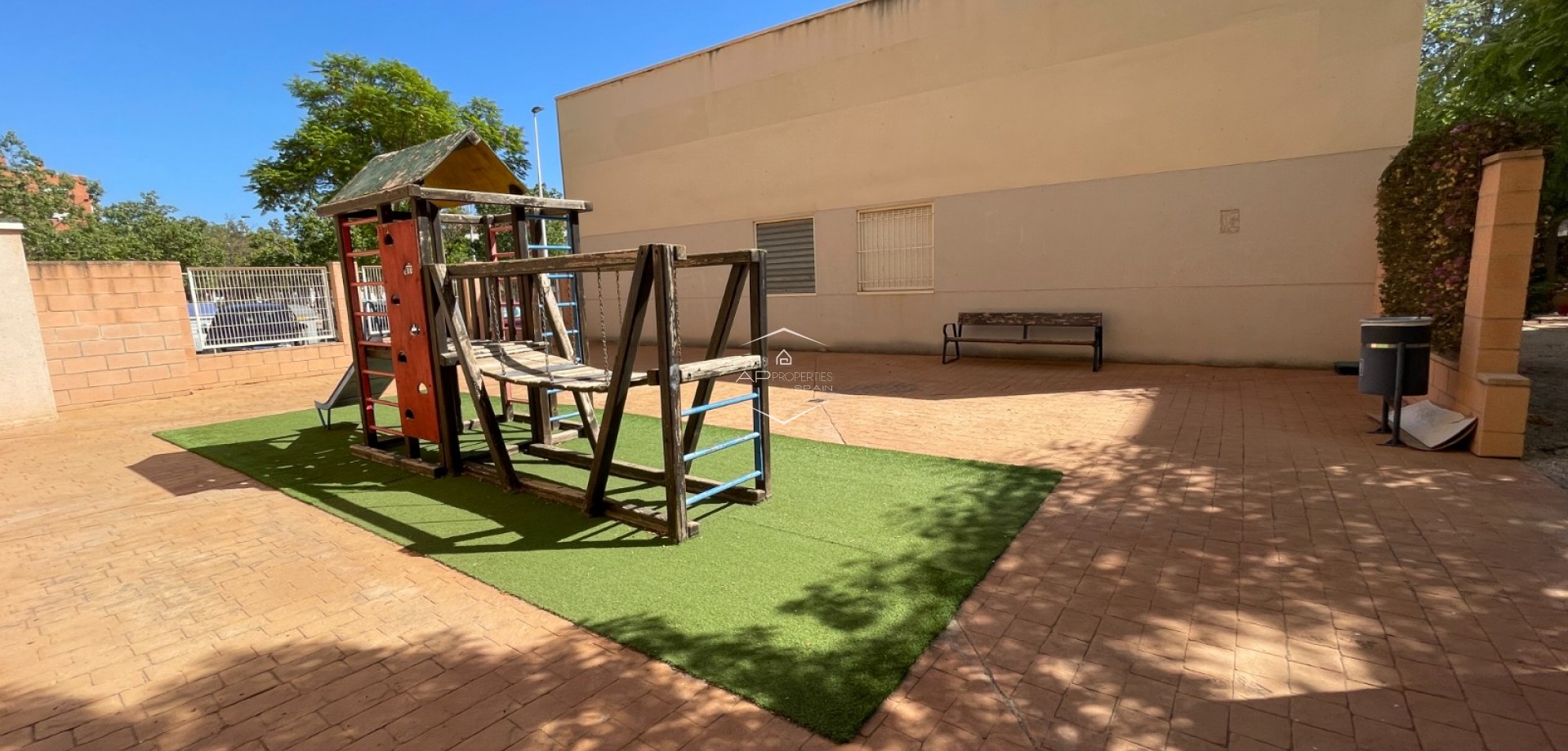 Resale - Townhouse -
Elche - Center