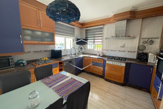 Resale - Villa - Detached -
Guardamar del Segura - Guardamar pueblo