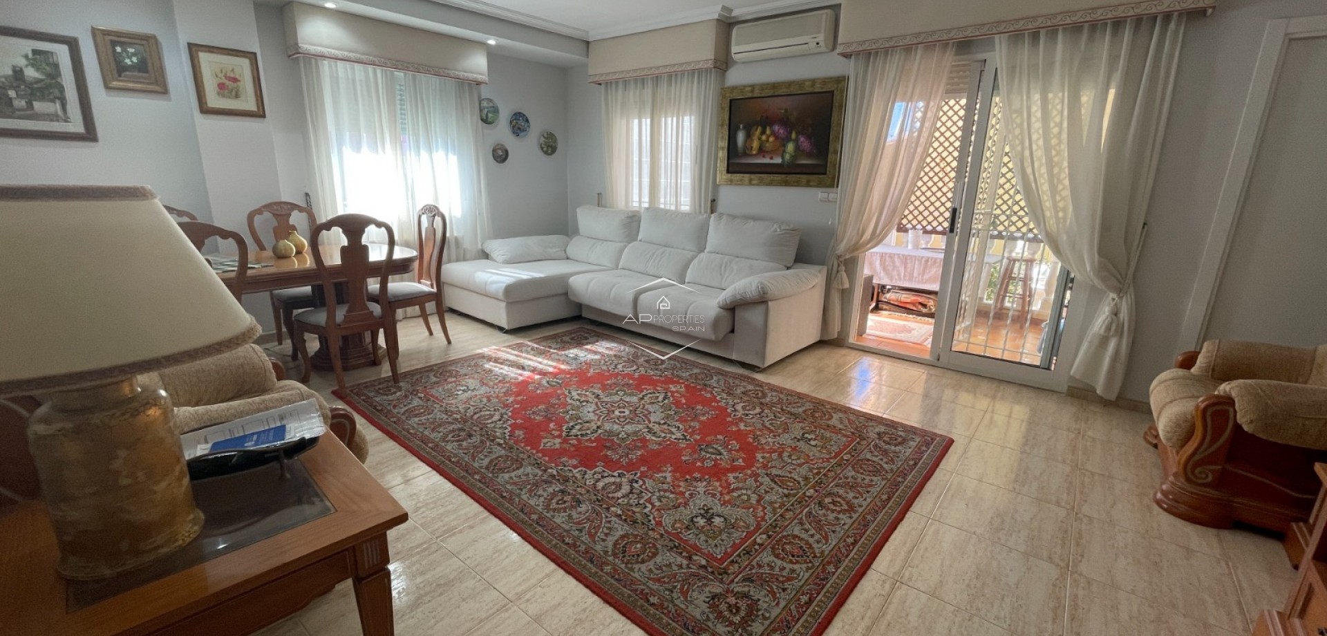 Resale - Villa - Detached -
Guardamar del Segura - Guardamar pueblo