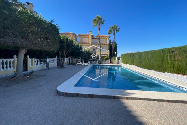 Resale - Villa - Detached -
Guardamar del Segura - Guardamar pueblo