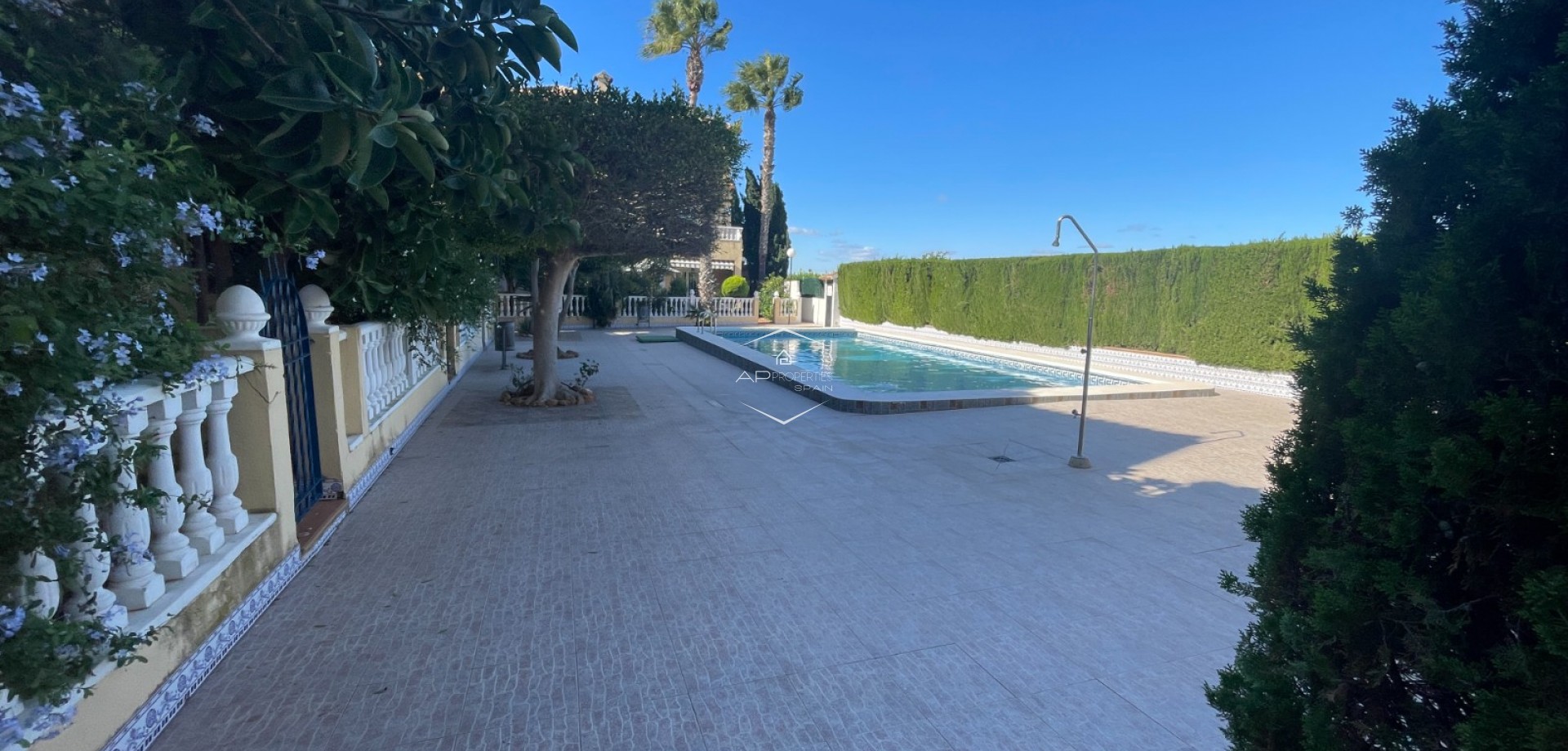 Resale - Villa - Detached -
Guardamar del Segura - Guardamar pueblo
