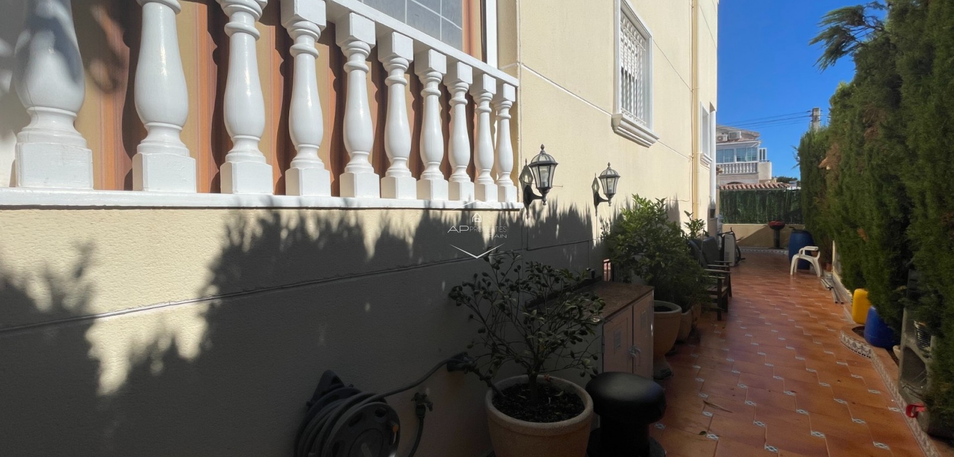 Resale - Villa - Detached -
Guardamar del Segura - Guardamar pueblo