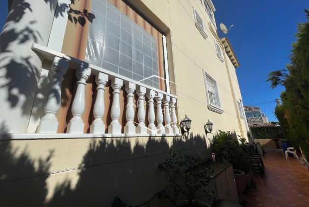Resale - Villa - Detached -
Guardamar del Segura - Guardamar pueblo