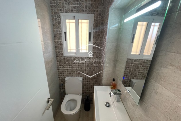 Resale - Villa - Detached -
Guardamar del Segura - Guardamar pueblo