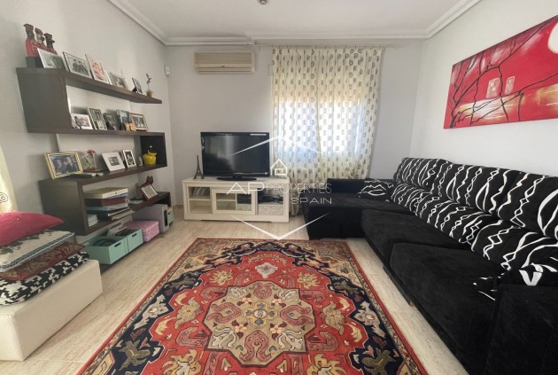 Resale - Villa - Detached -
Guardamar del Segura - Guardamar pueblo