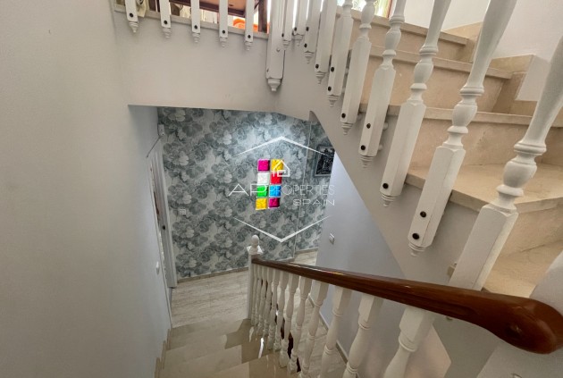Resale - Villa - Detached -
Guardamar del Segura - Guardamar pueblo