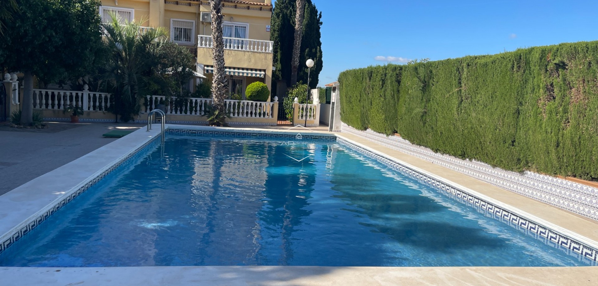 Resale - Villa - Detached -
Guardamar del Segura - Guardamar pueblo