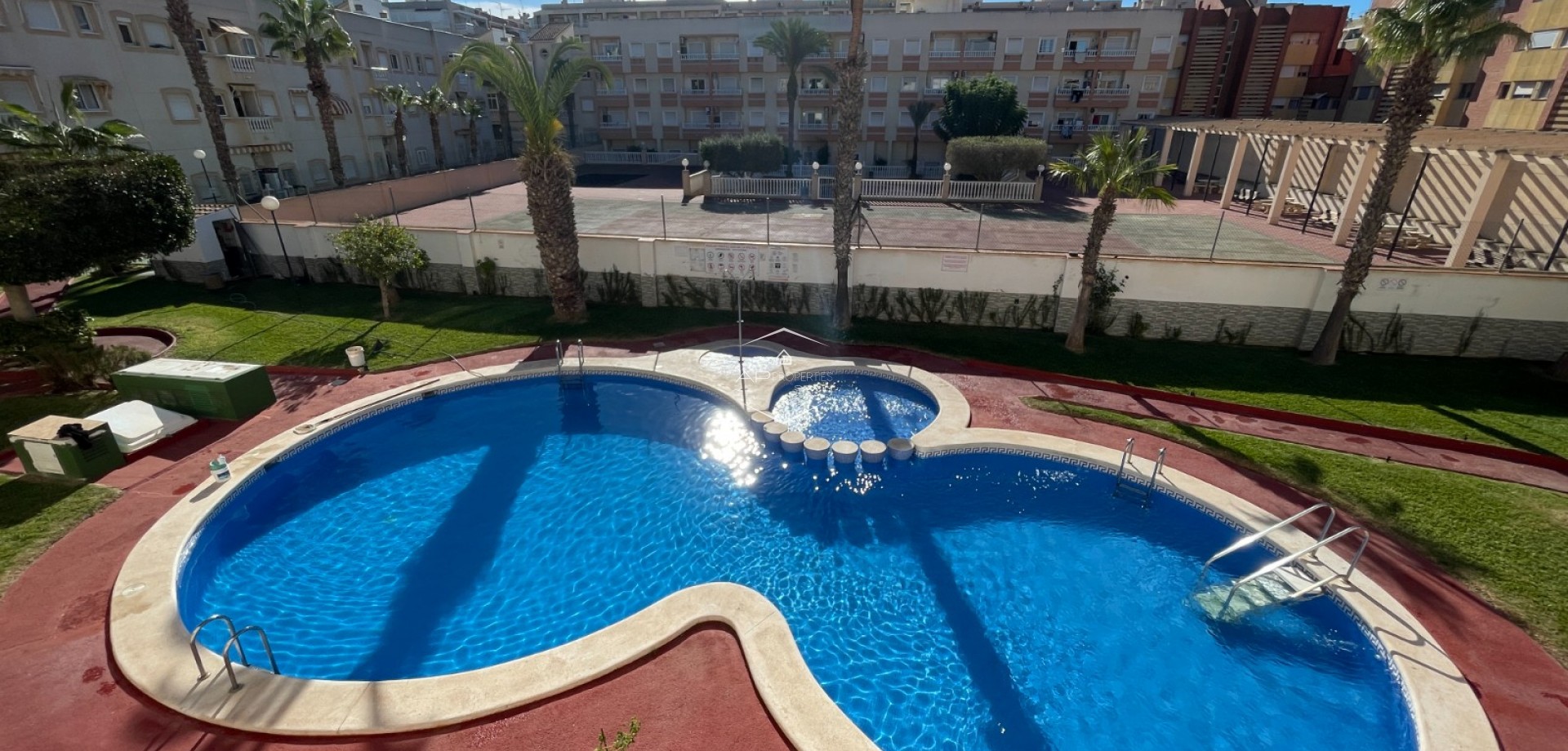 Resale - Apartment - flat -
Torrevieia - Comunidad Valenciana