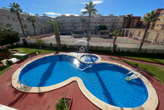Resale - Apartment - flat -
Torrevieia - Comunidad Valenciana