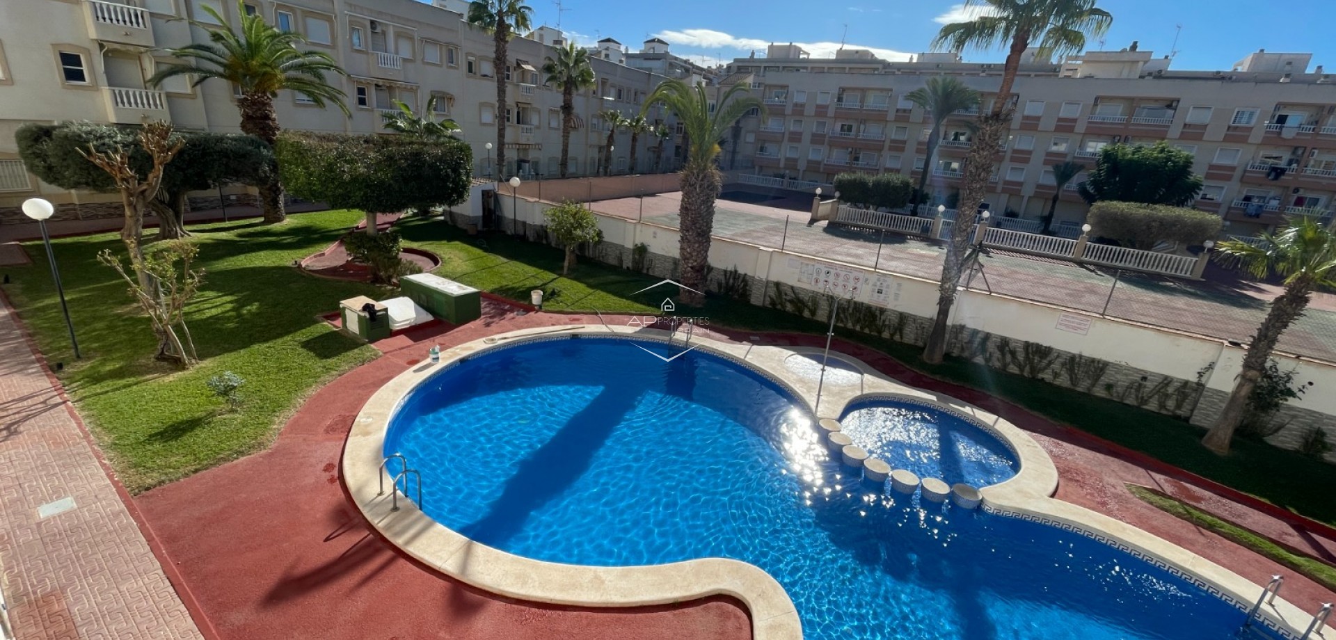 Resale - Apartment - flat -
Torrevieia - Comunidad Valenciana