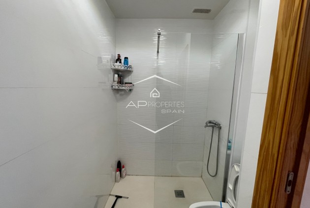 Resale - Apartment - flat -
Torrevieia - Comunidad Valenciana
