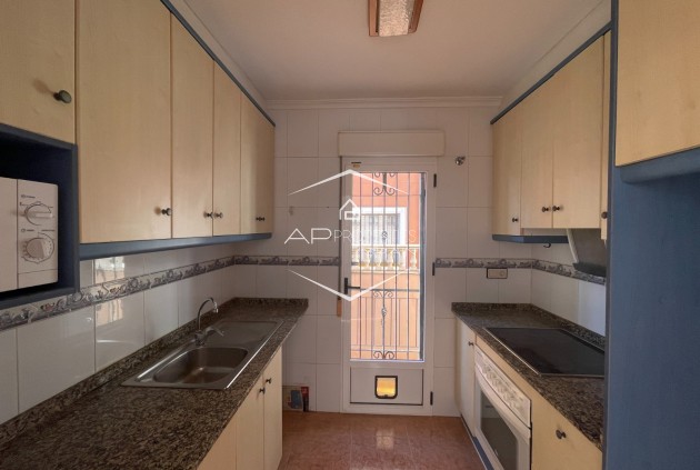Resale - Townhouse -
Los Montesinos - La Herrada