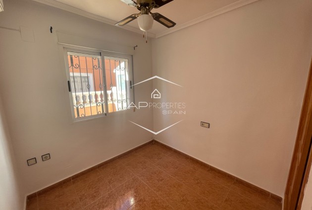 Resale - Townhouse -
Los Montesinos - La Herrada