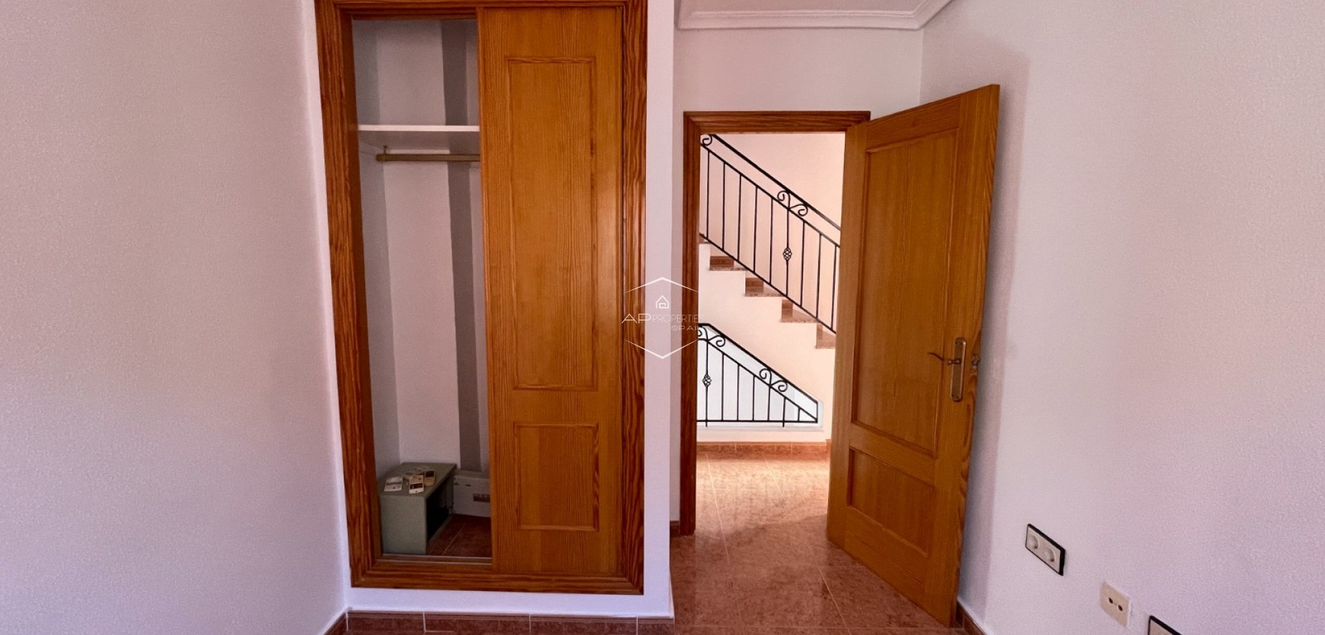 Resale - Townhouse -
Los Montesinos - La Herrada