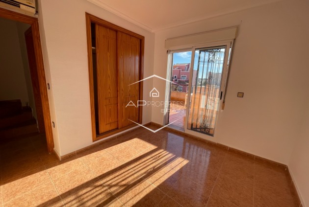 Resale - Townhouse -
Los Montesinos - La Herrada