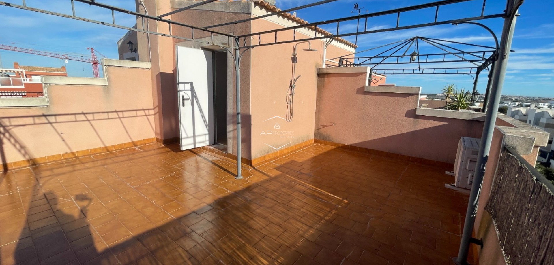 Resale - Townhouse -
Los Montesinos - La Herrada