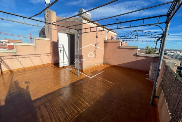 Resale - Townhouse -
Los Montesinos - La Herrada
