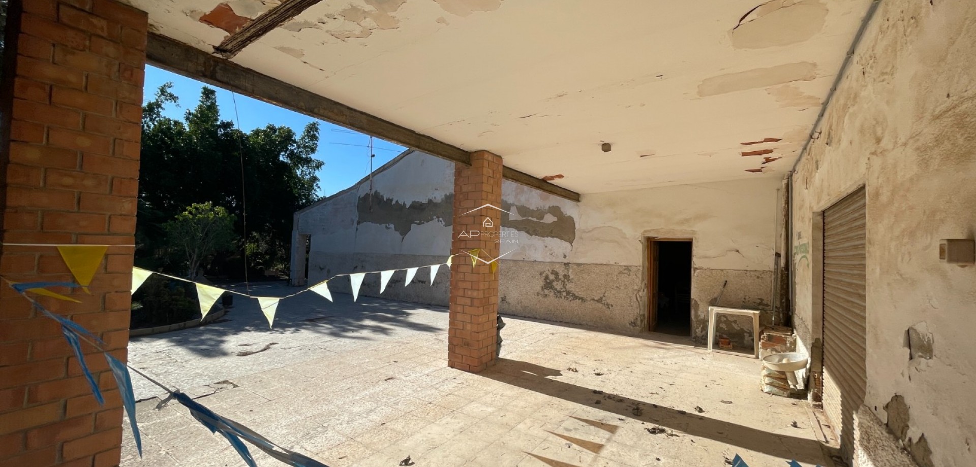 Herverkoop - Finca -
Elche