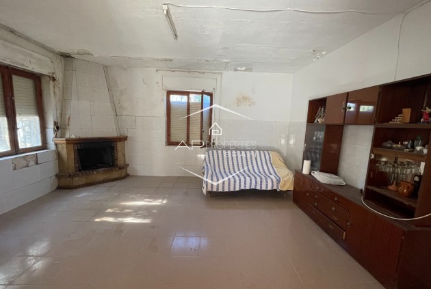 Herverkoop - Finca -
Elche