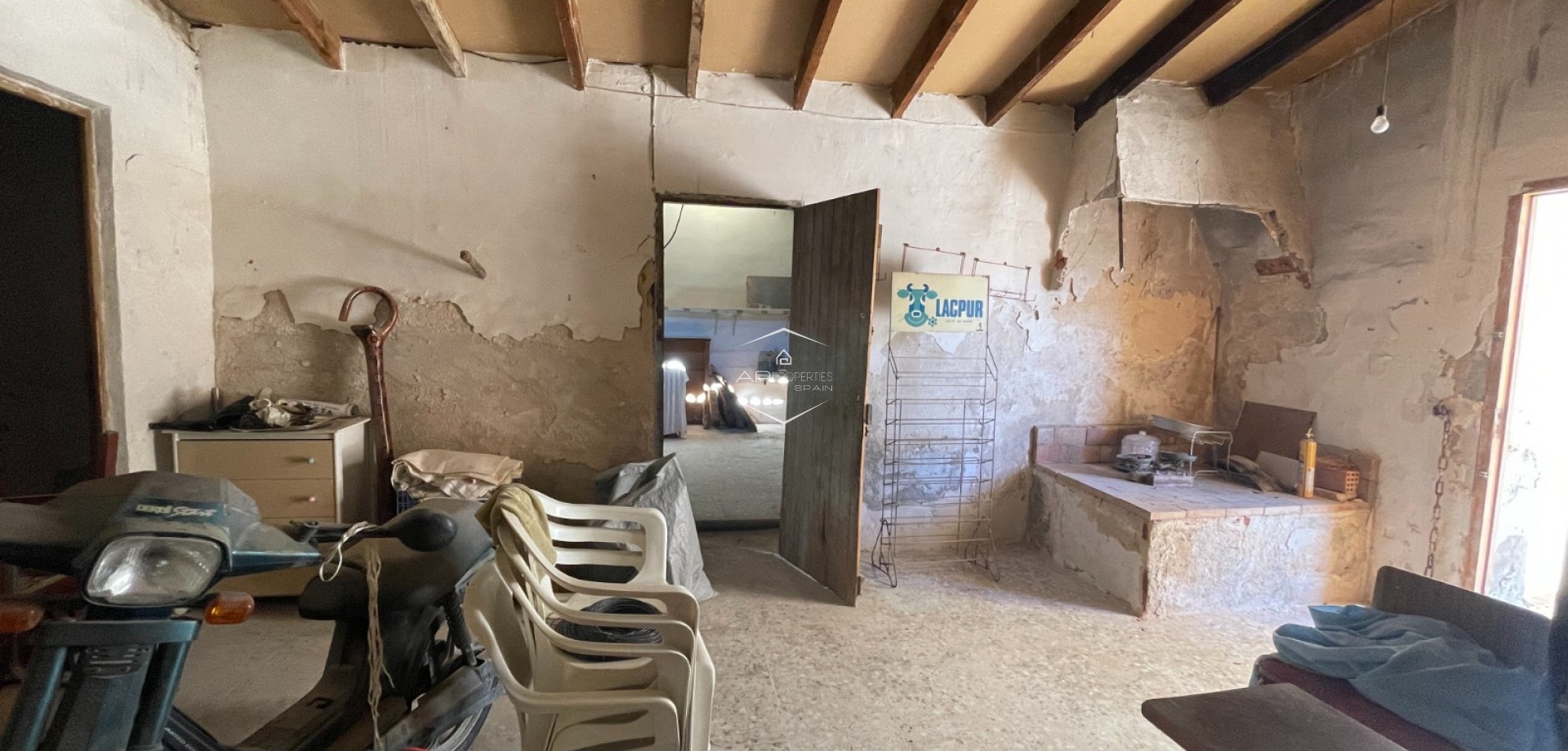 Herverkoop - Finca -
Elche